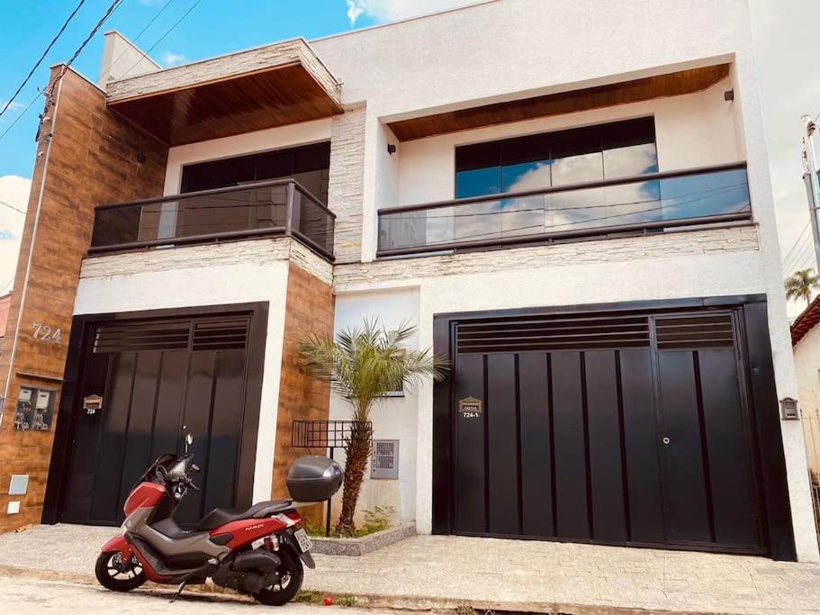 Villa Casa Unica E Moderna Centro à Poços de Caldas Extérieur photo